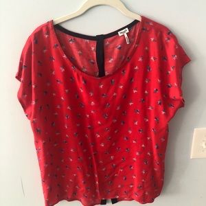 read top with flower pattern